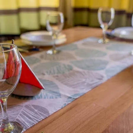 Boombar Apartament *